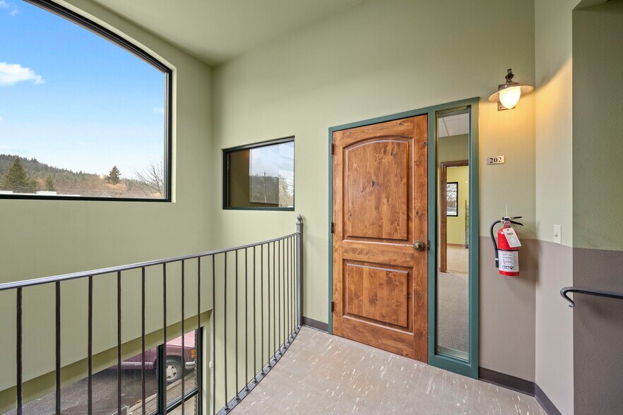 More Photos Of 8052 W Main St, Rathdrum Office Residential For Sale