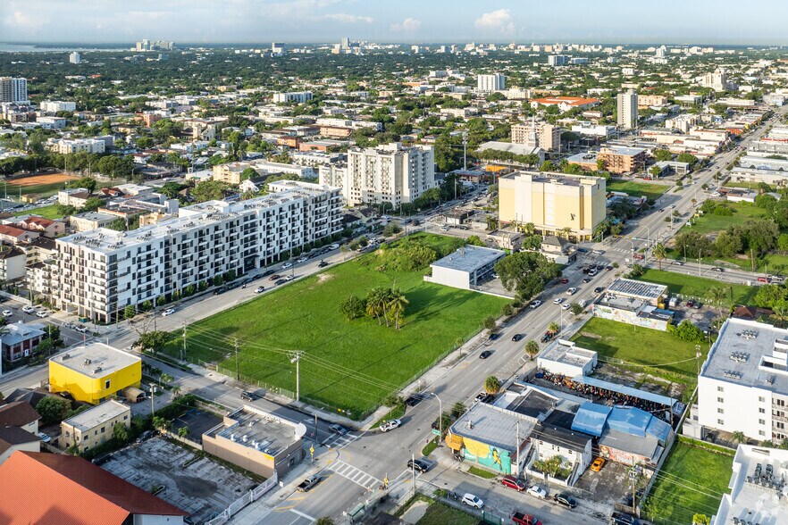 More Photos Of 735 SW 1st St, Miami Land For Sale