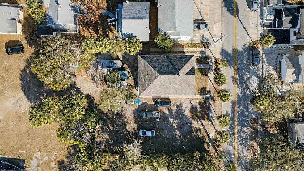 More Photos Of 212 S Oleander Ave, Daytona Beach Apartments For Sale