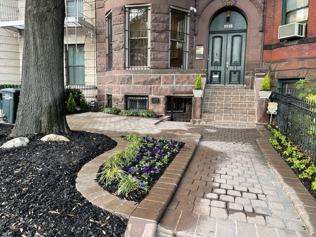 More Photos Of 1115 Massachusetts Ave NW, Washington Office For Lease