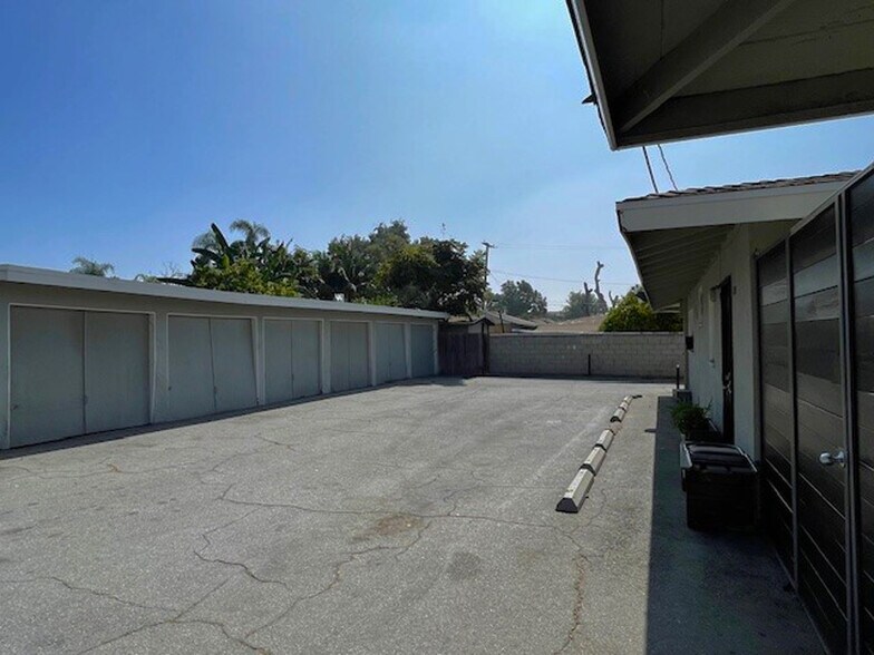 More Photos Of 609 N Baker St, Santa Ana Apartments For Sale