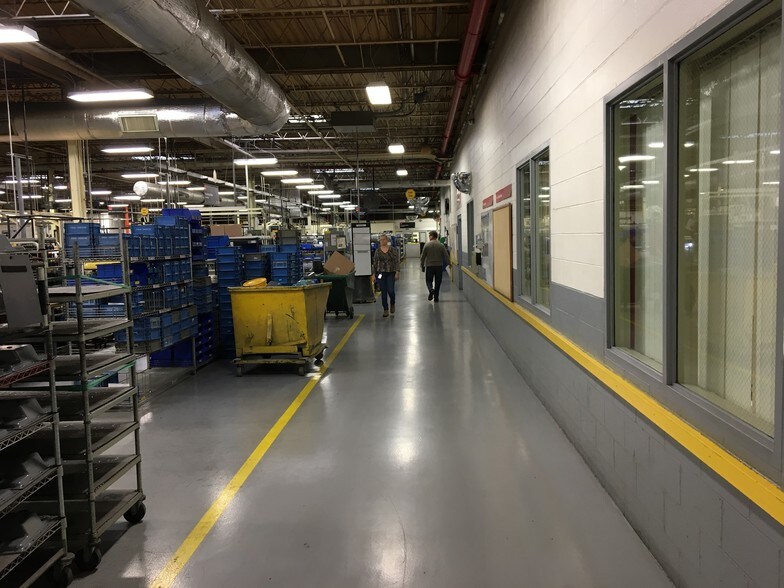 More Photos Of 970 Highway 127 N, Owenton Manufacturing For Sale