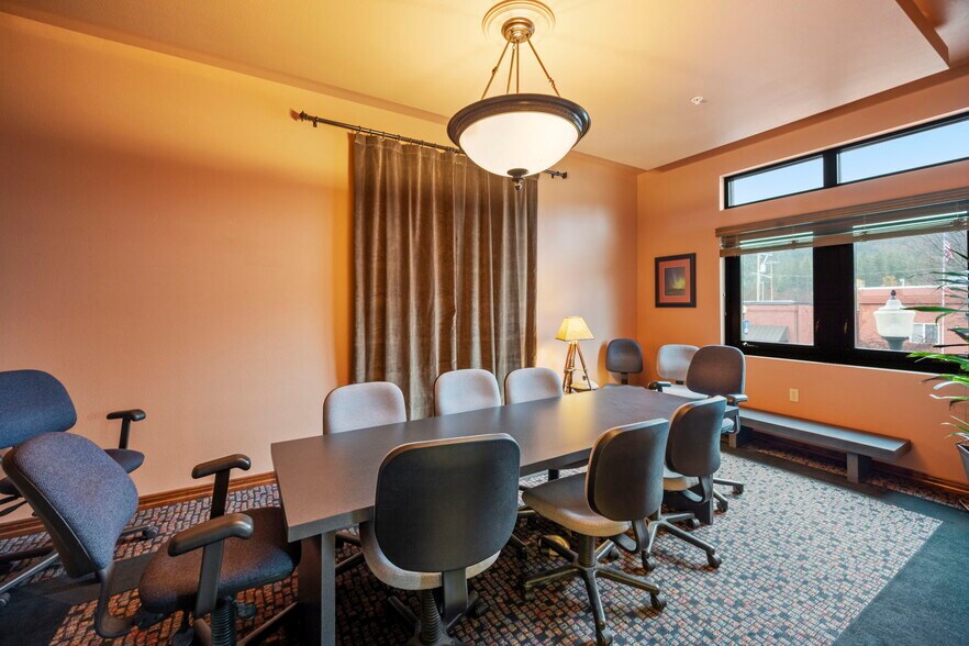 More Photos Of 8052 W Main St, Rathdrum Office Residential For Sale