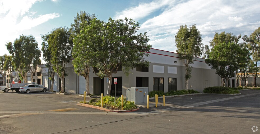 More Photos Of 17800 S Main St, Gardena Unknown For Lease