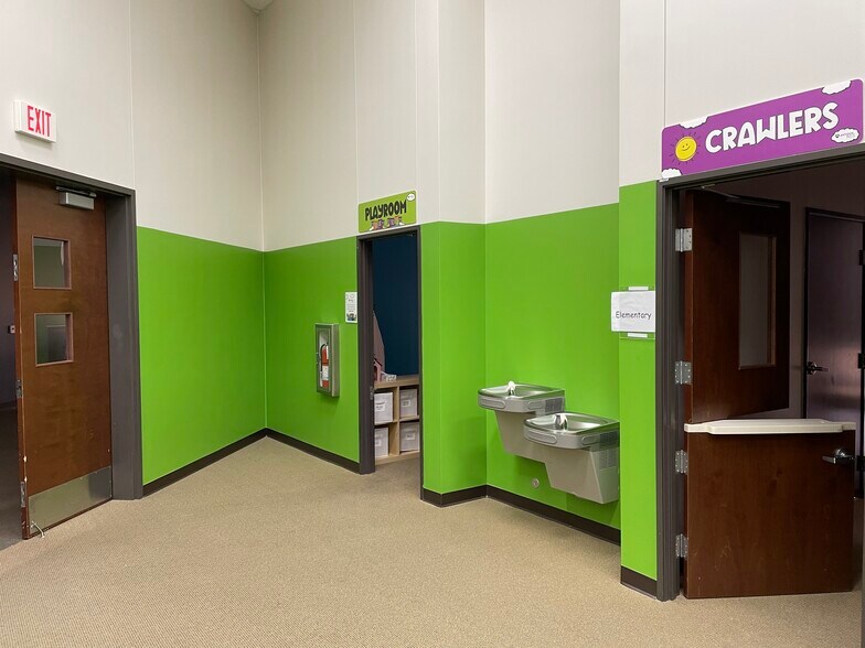 More Photos Of 4407 Monterey Oaks Blvd, Austin Unknown For Lease