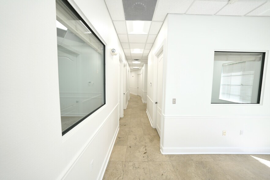 More Photos Of 2009 Longwood Lake Mary Rd, Longwood Medical For Lease