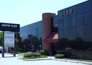 More Photos Of 1422 W Main St, Lewisville Office For Lease
