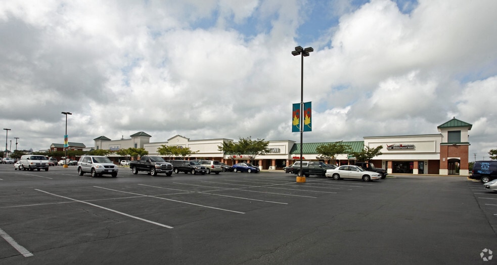 More Photos Of 1049-1087 Independence Blvd, Virginia Beach Unknown For Lease