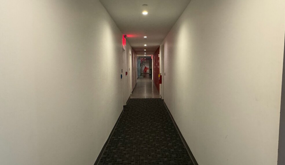 More Photos Of 520 Broad St, Newark Office Residential For Lease