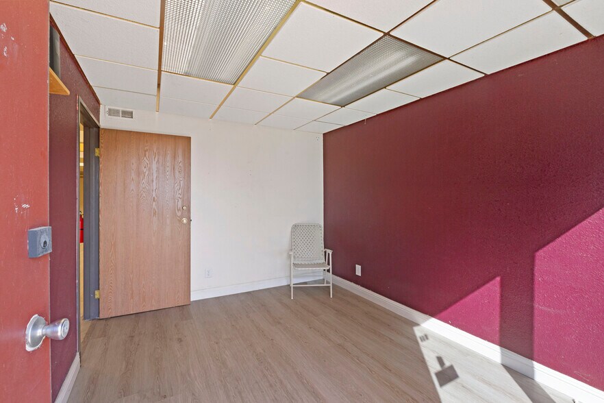 More Photos Of 4450 Enterprise St, Fremont Manufacturing For Sale