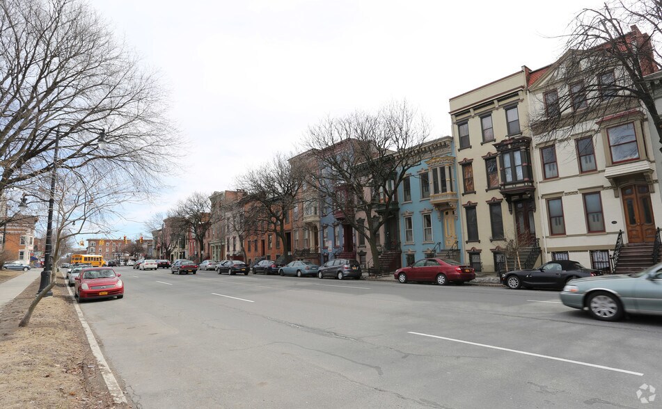 More Photos Of 490 Madison Ave, Albany Apartments For Sale