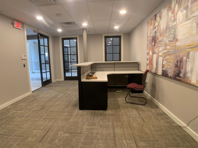 More Photos Of 1201 3rd St, Alexandria Office For Sale