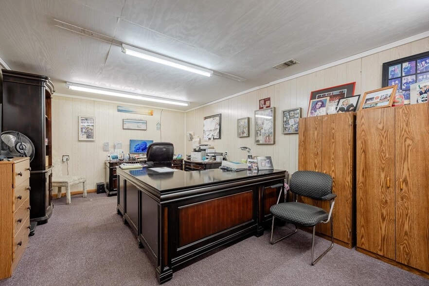 More Photos Of 1060 S Sr-29, LaBelle Freestanding For Sale