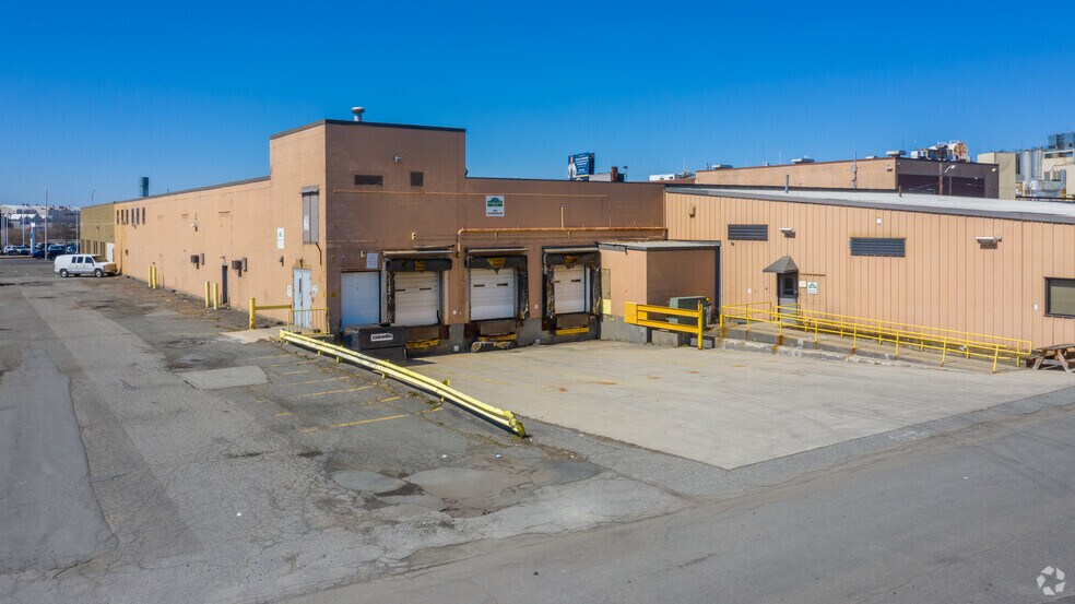 More Photos Of 680 Lynnway, Lynn Warehouse For Lease