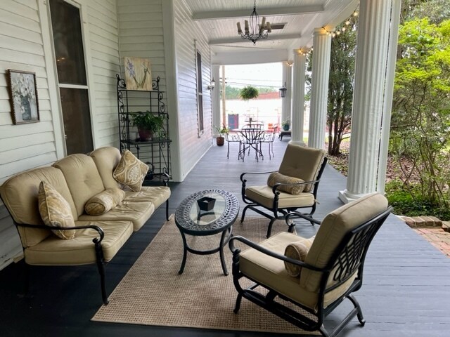 More Photos Of 252 Seavy St, Senoia Hospitality For Sale