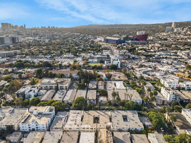 More Photos Of 540 N Orlando Ave, Los Angeles Apartments For Sale