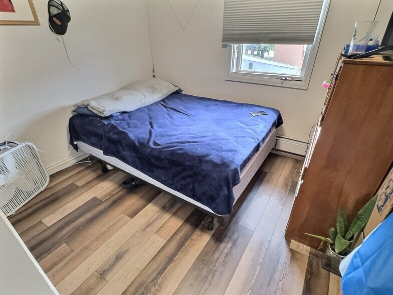 More Photos Of 121 E Main St, Frisco Storefront Retail Residential For Sale