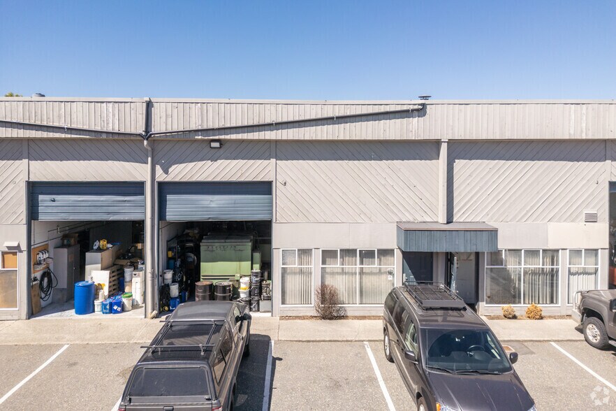 More Photos Of 2520 Simpson Rd, Richmond Light Manufacturing For Lease