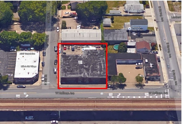 More Photos Of 651-655 W Hoffman Ave, Lindenhurst Manufacturing For Lease