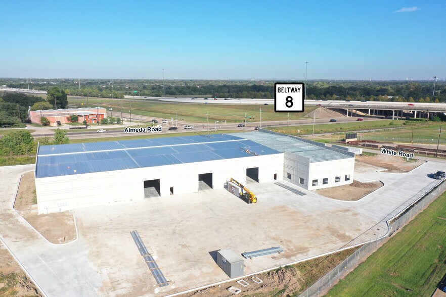 More Photos Of 6 White Rd, Houston Manufacturing For Sale