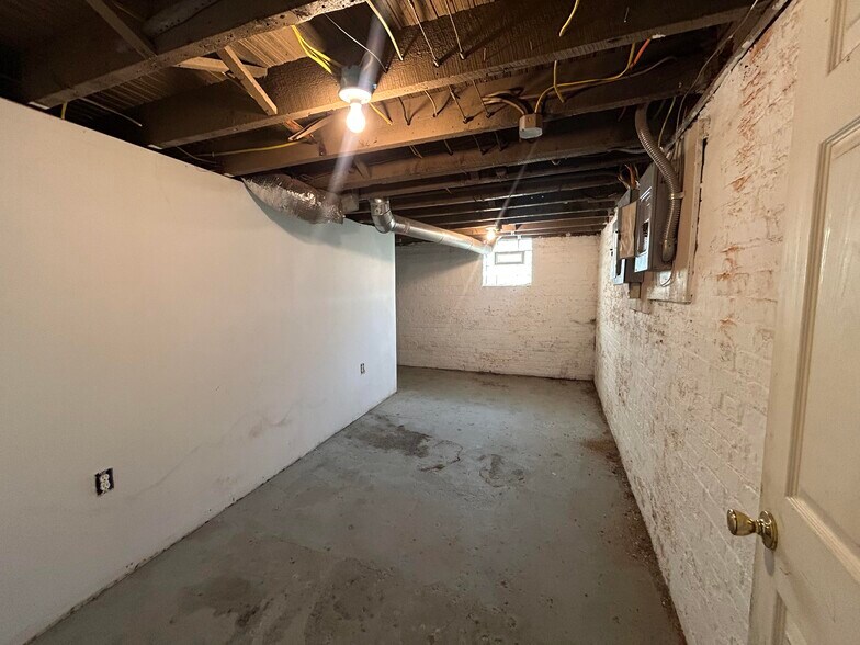 More Photos Of 4309 Clinton Ave, Cleveland Apartments For Sale