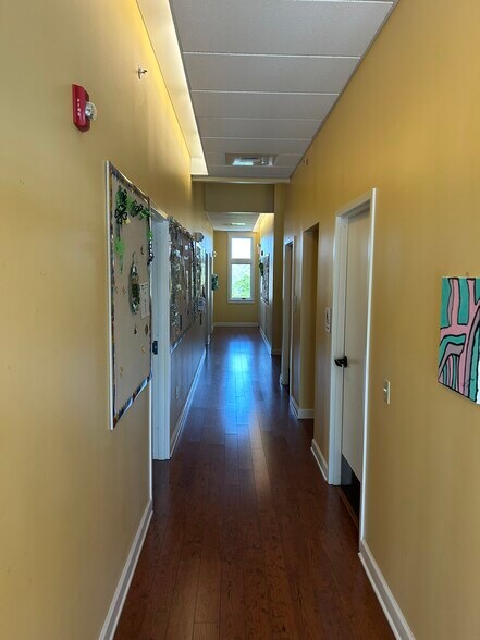 More Photos Of 1920 Old York Rd, Abington Office For Sale