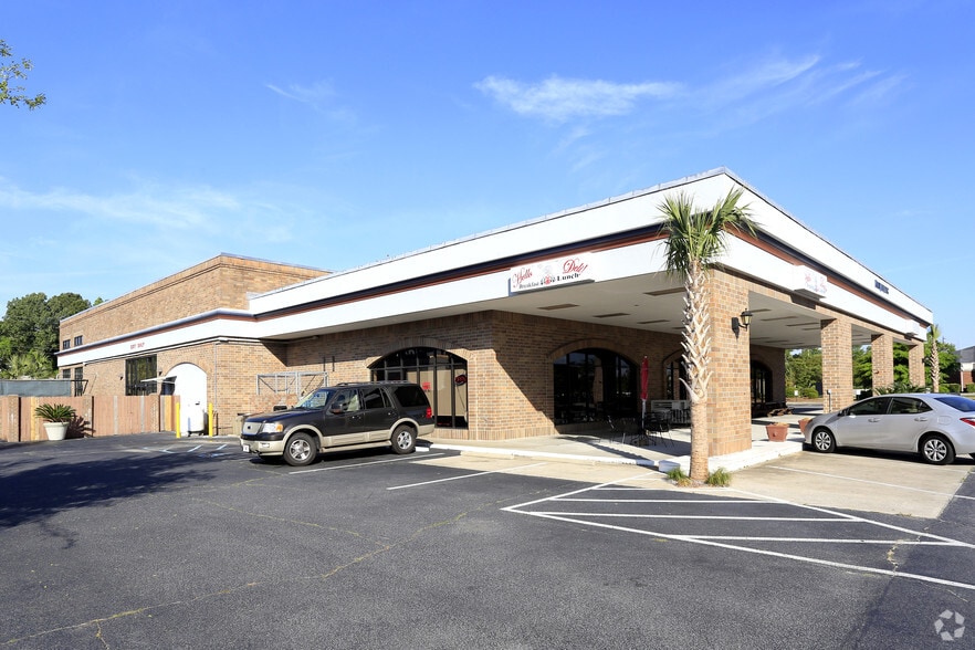 More Photos Of 2409 Mall Dr, North Charleston Freestanding For Lease