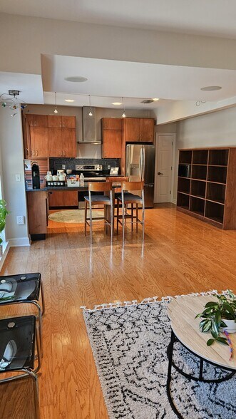 More Photos Of 3001 W Azeele St, Tampa Office For Lease