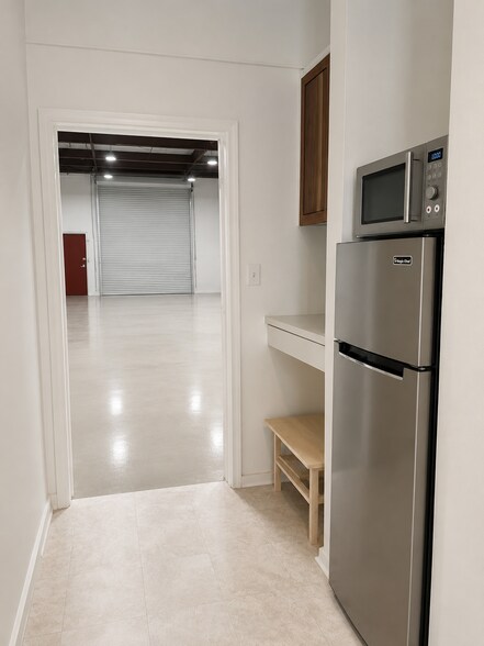 More Photos Of 2005 Tree Fork Ln, Longwood Warehouse For Sale