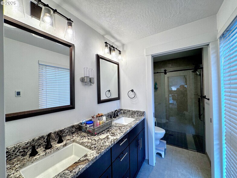 More Photos Of 94353 Leith Rd, Gold Beach Apartments For Sale