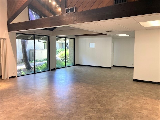 More Photos Of 4647 Long Beach Blvd, Long Beach Medical For Lease