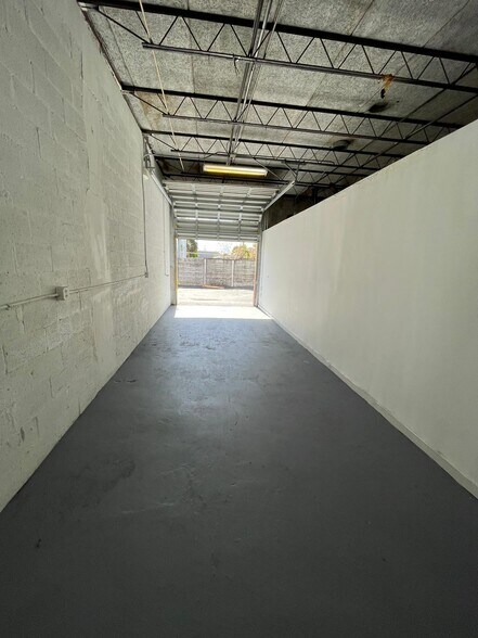 More Photos Of 1331 S Dixie Hwy W, Pompano Beach Industrial For Sale