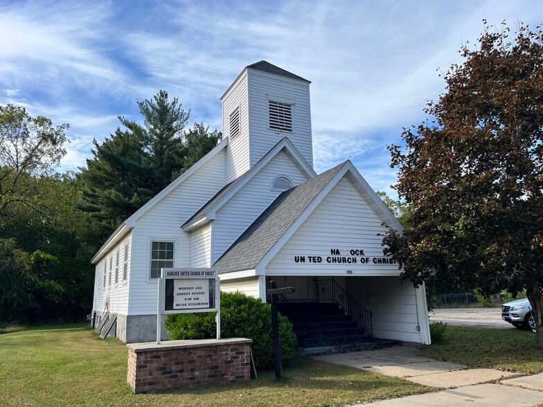 Primary Photo Of 301 Main st, Hancock Religious Facility For Sale