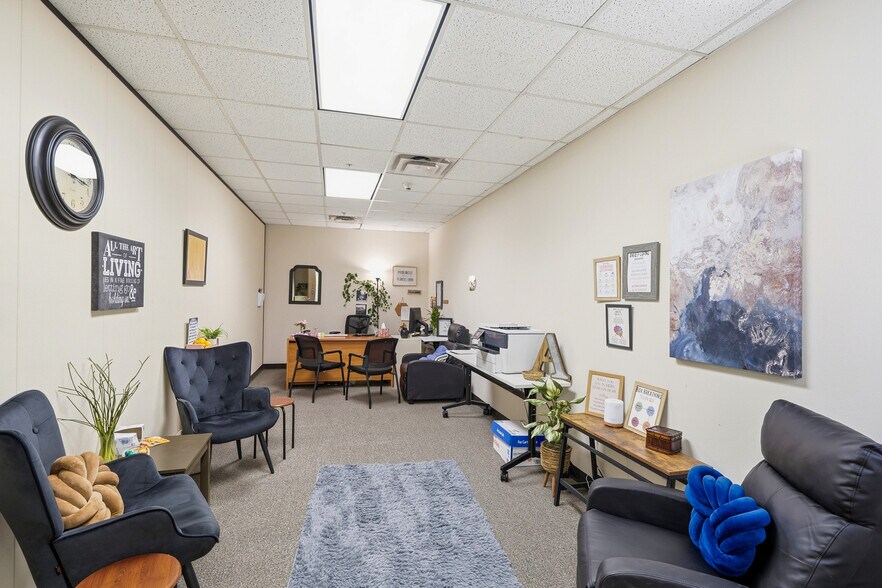 More Photos Of 3121 Amherst NE dr, Albuquerque Office For Sale