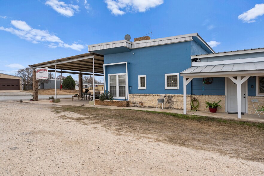 More Photos Of 1911 State Hwy 132, Natalia Multifamily For Sale