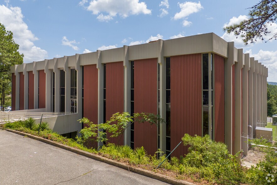 More Photos Of 200 Beacon Pky W, Birmingham Office For Lease