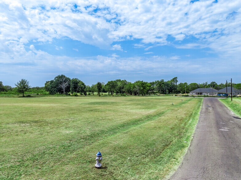 More Photos Of 0 Frank St, Terrell Land For Sale