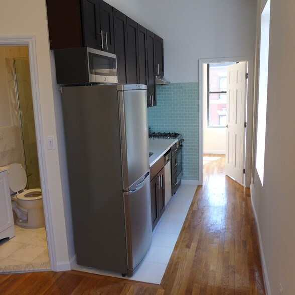 More Photos Of 197 Madison St, New York Apartments For Sale