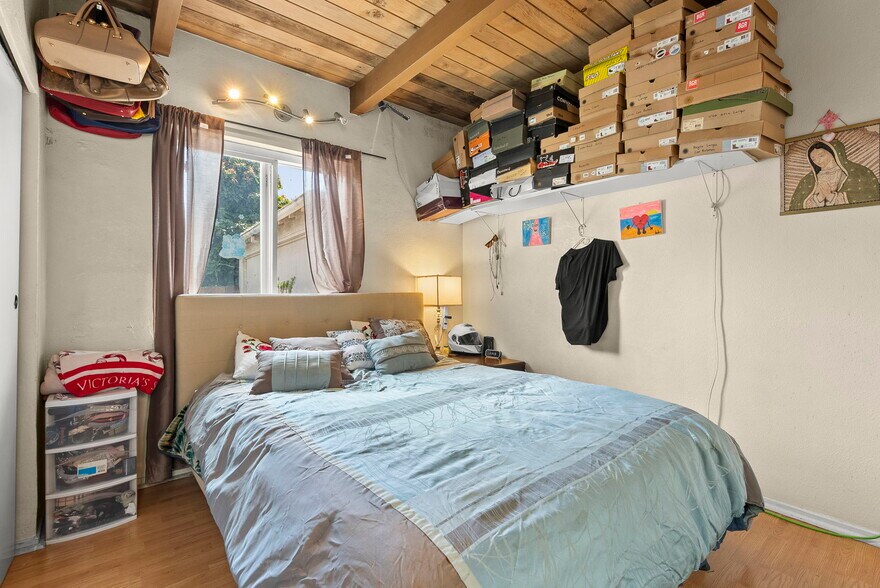 More Photos Of 772 Walnut St, San Bruno Multifamily For Sale