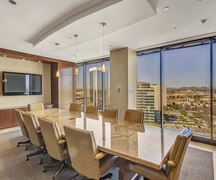 More Photos Of 3101-3111 N Central Ave, Phoenix Coworking Space