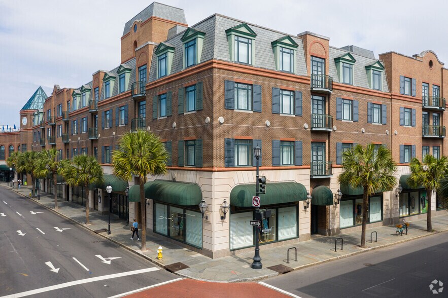 More Photos Of 205 Meeting St, Charleston Hotel For Lease