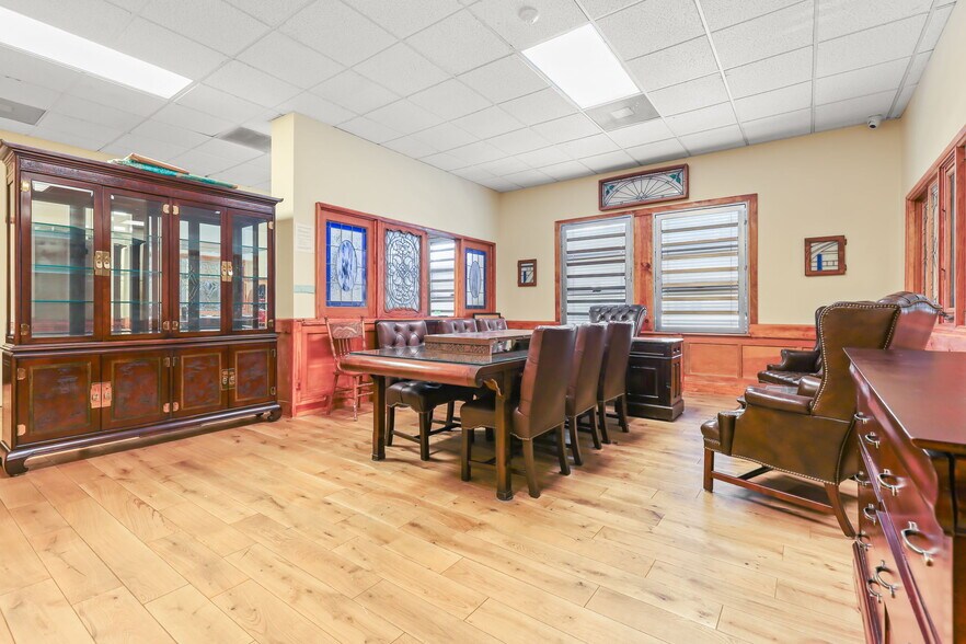 More Photos Of 176-178 S Alvarado St, Los Angeles Medical For Sale