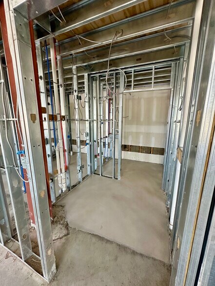 More Photos Of 57 Hamburg Tpke, Riverdale Restaurant For Lease