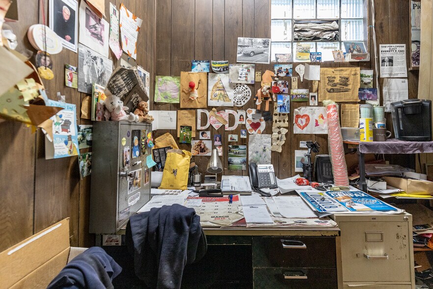 More Photos Of 252 Kenmore Ave, Buffalo Auto Repair For Sale