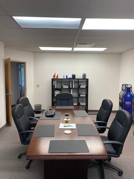 More Photos Of 8840 Commons Blvd, Twinsburg Office For Sale