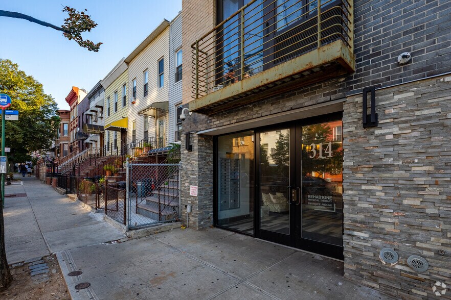 More Photos Of 314 52nd St, Brooklyn Apartments For Lease