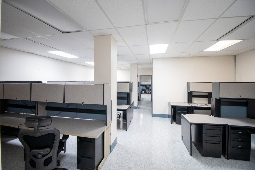 More Photos Of 347 W Main St, Clarksburg Office For Sale