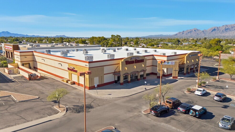 More Photos Of 5975 E Broadway Blvd, Tucson Freestanding For Sale