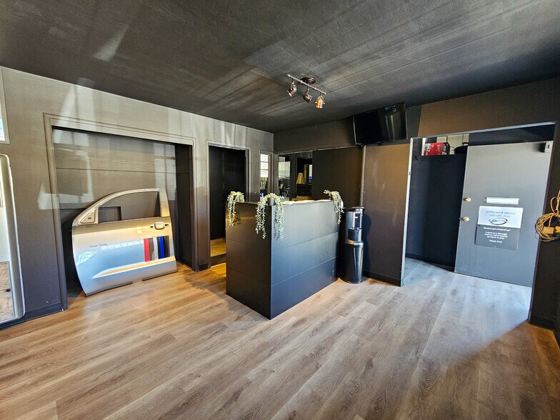 More Photos Of 735 Lincoln Ave, San Rafael Industrial For Sale