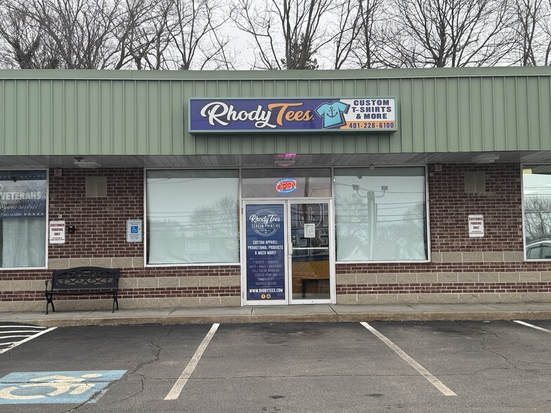 More Photos Of 285 Park Ave, Providence Freestanding For Lease